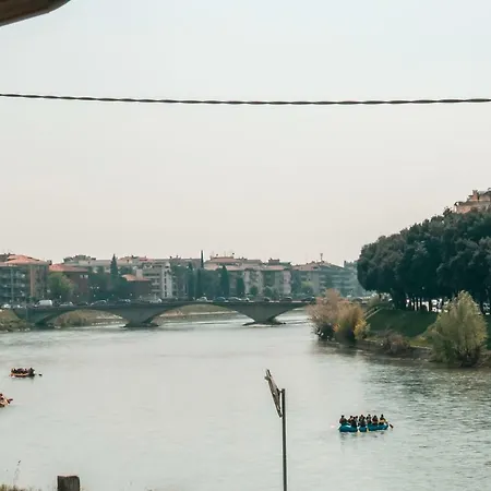 Alojamento de Acomodação e Pequeno-almoço Riva Verona