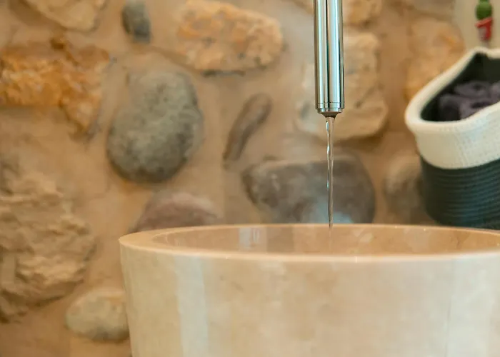 住宿加早餐酒店 Riva 4*