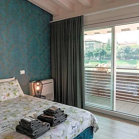 Riva 4* Verona