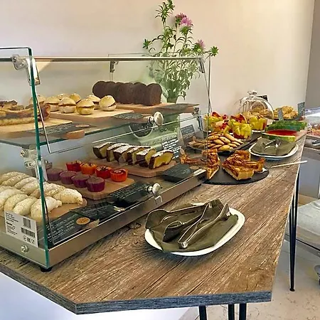 Riva Bed & Breakfast 4*