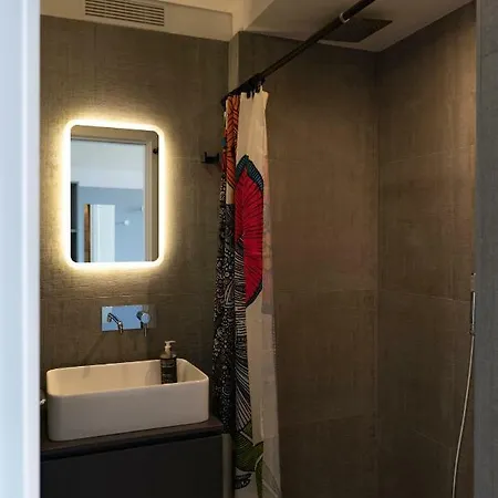 Riva فندق مبيت وإفطار 4*