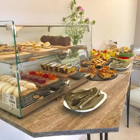 Riva Bed & Breakfast