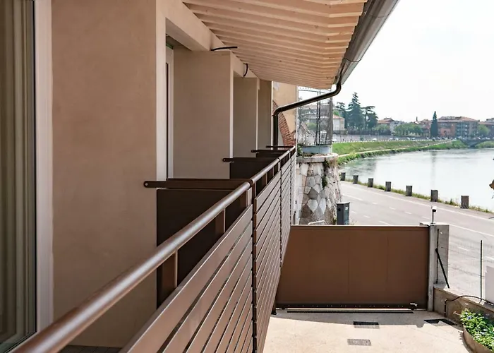 住宿加早餐酒店 Riva 维罗纳