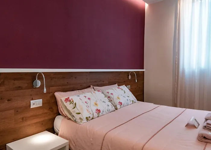 Riva Bed & Breakfast 4*