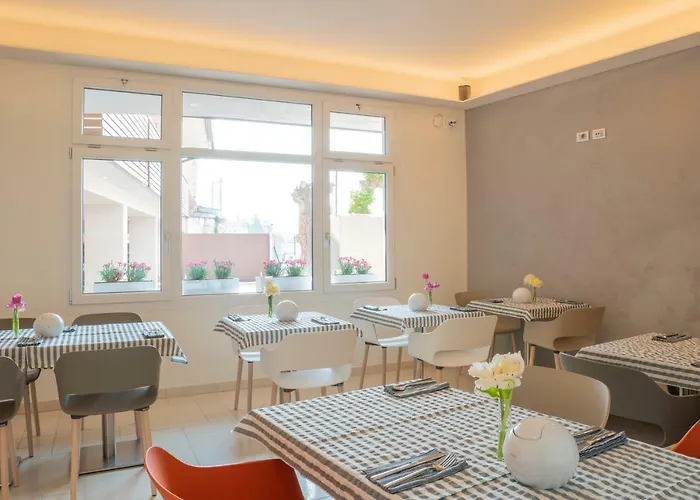 Riva Bed & Breakfast 4*